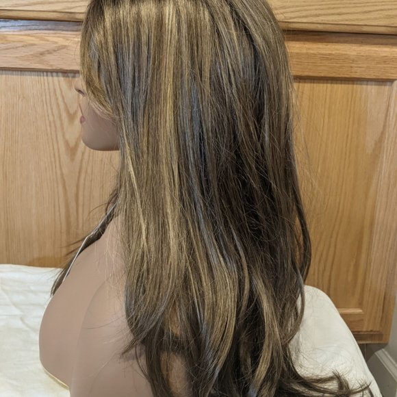 Envy McKenzie Wig - Toasted Sesame - Gorgeous Long Wispy Layered Style - NWT - Picture 2 of 6